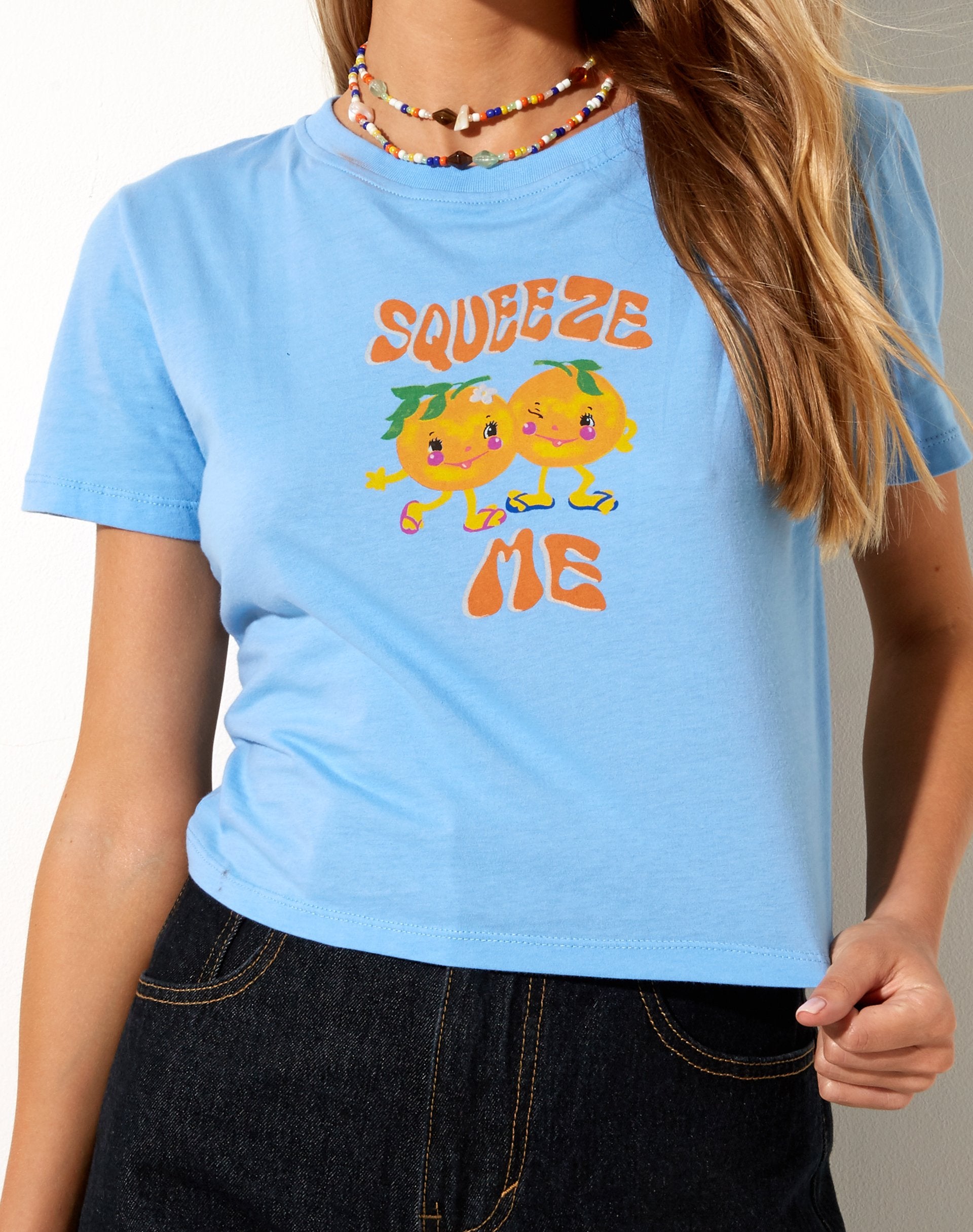 Afbeelding van Shrunk T-shirt in oceaanblauw Squeeze Me