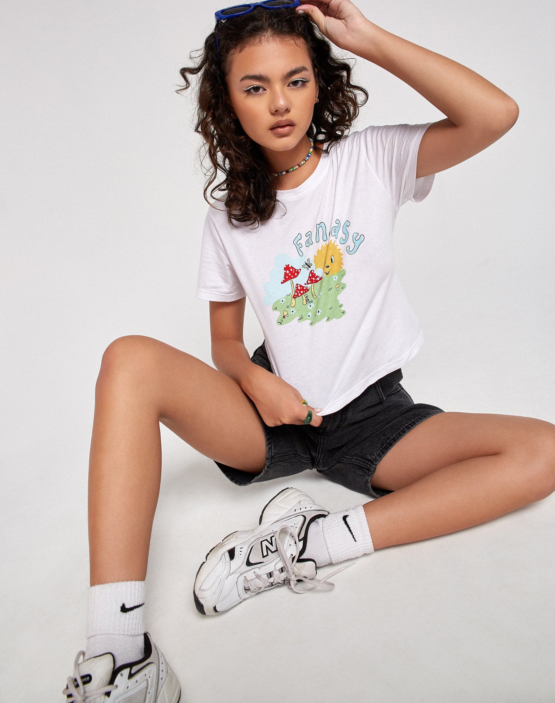 Afbeelding van Shrunk Tee in White Fantasy