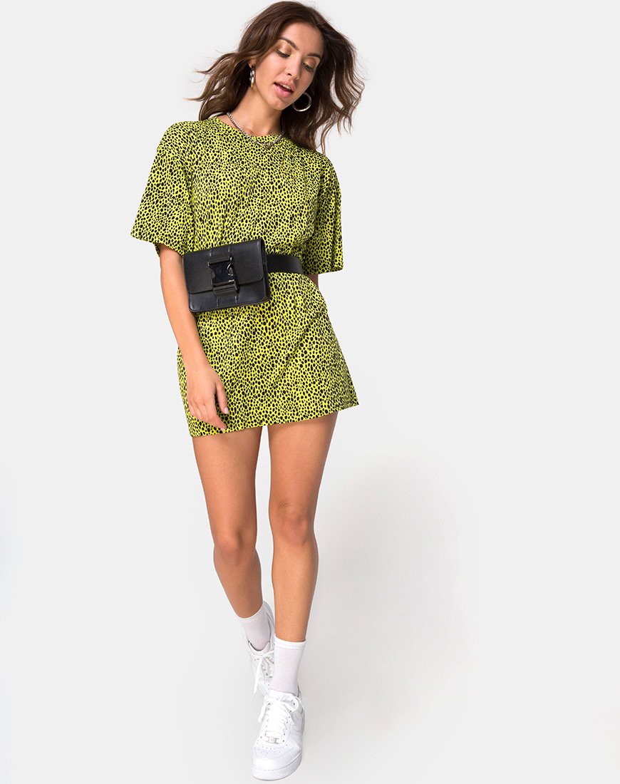 Afbeelding van Sunny Kiss Oversize T-shirt in Wild Cat Yellow X Princess Polly
