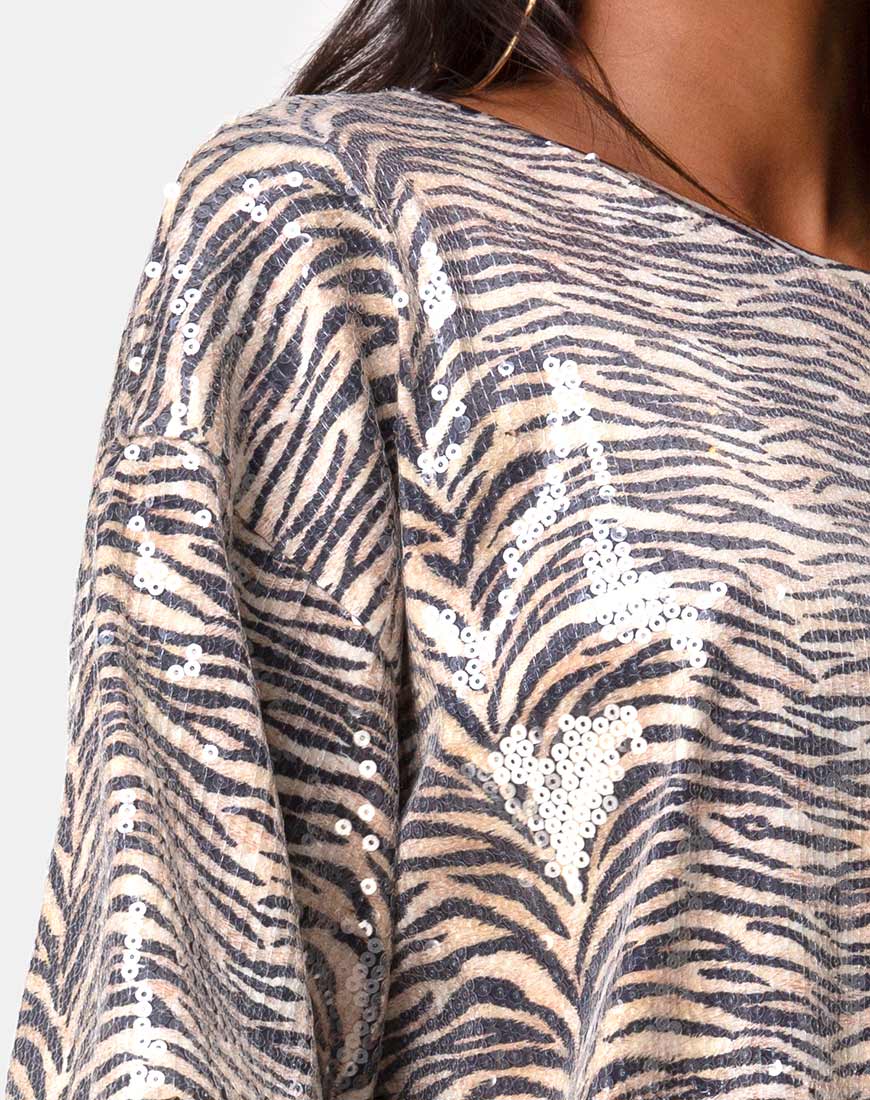 Afbeelding van Sunny Kiss Oversize T-shirt in Tiger Clear Sequin