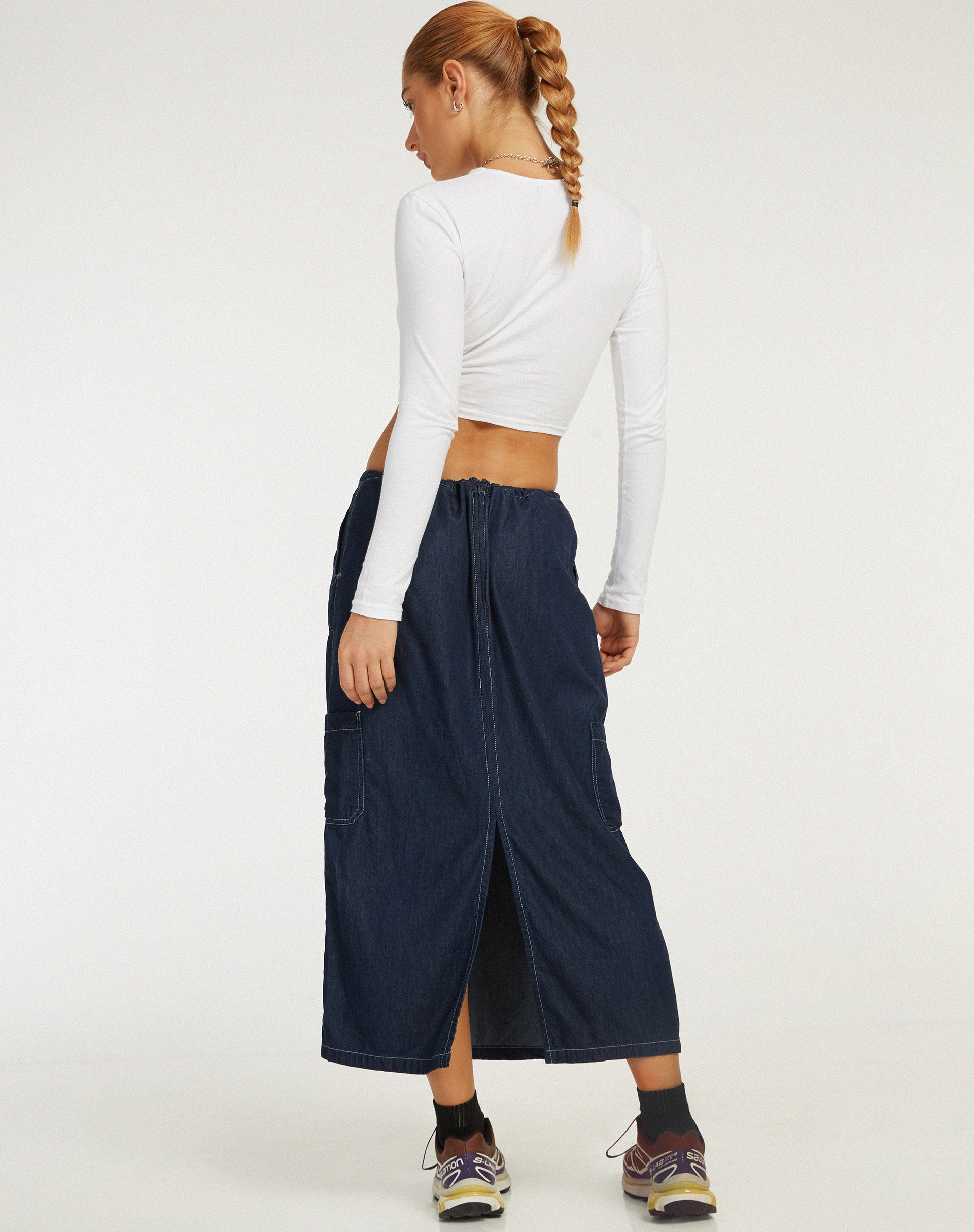 Afbeelding van Swari Midi rok in denim donker chambray