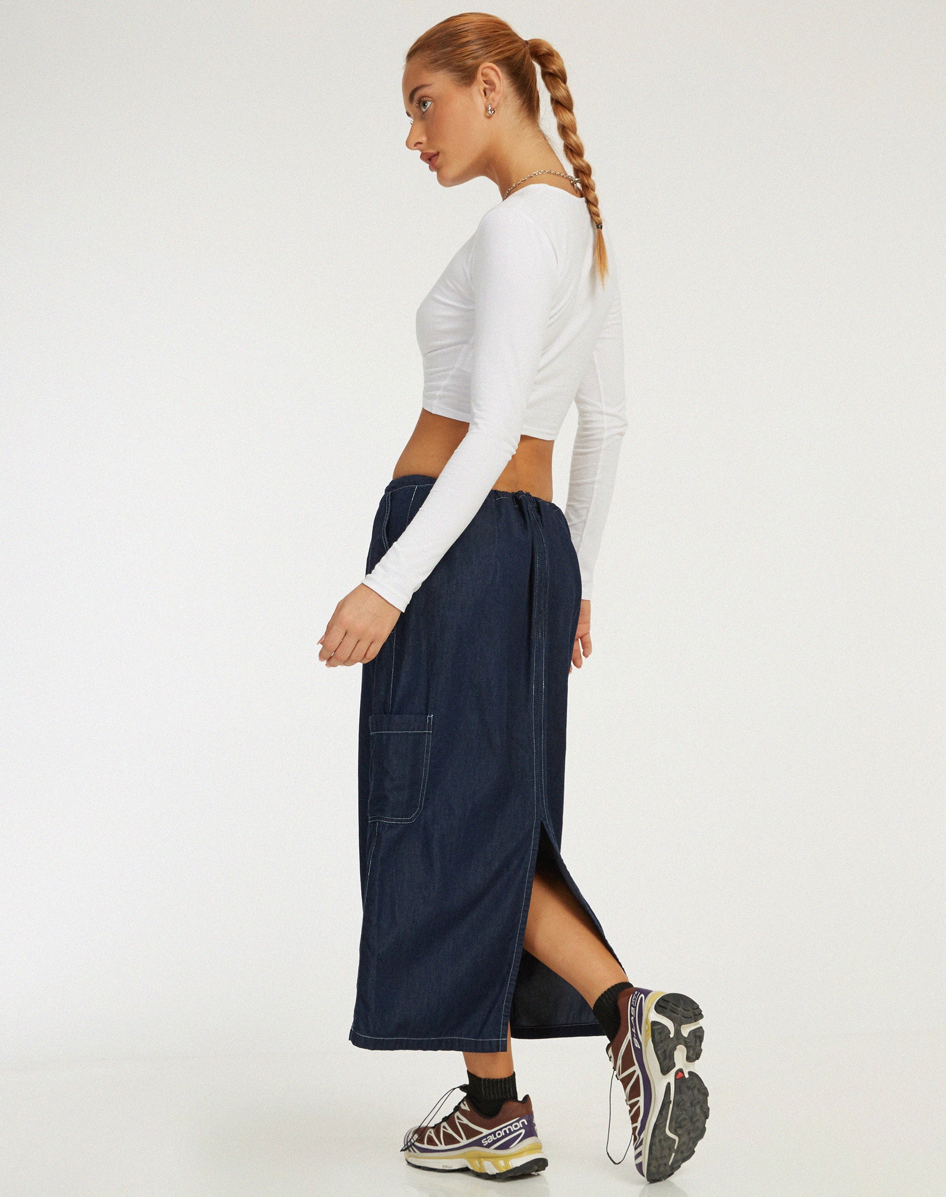 Afbeelding van Swari Midi rok in denim donker chambray