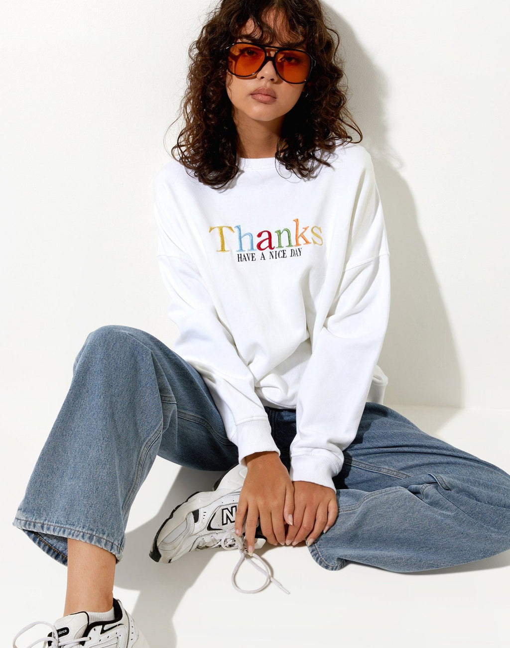 Ted Sweatshirt in Wit Thank You Have A Nice Day Embro