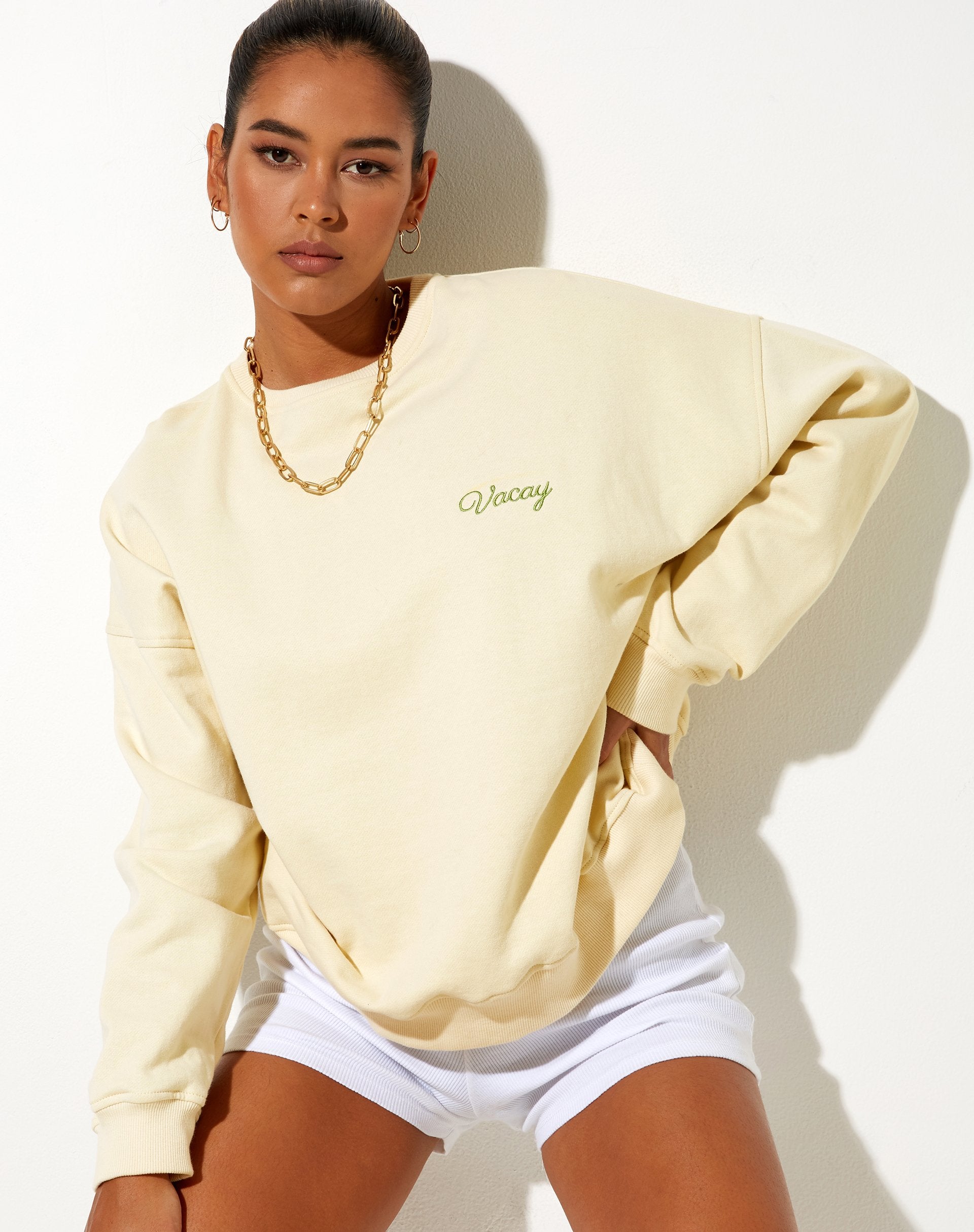 Afbeelding van Ted Sweatshirt in Buttercream Vacay Embro