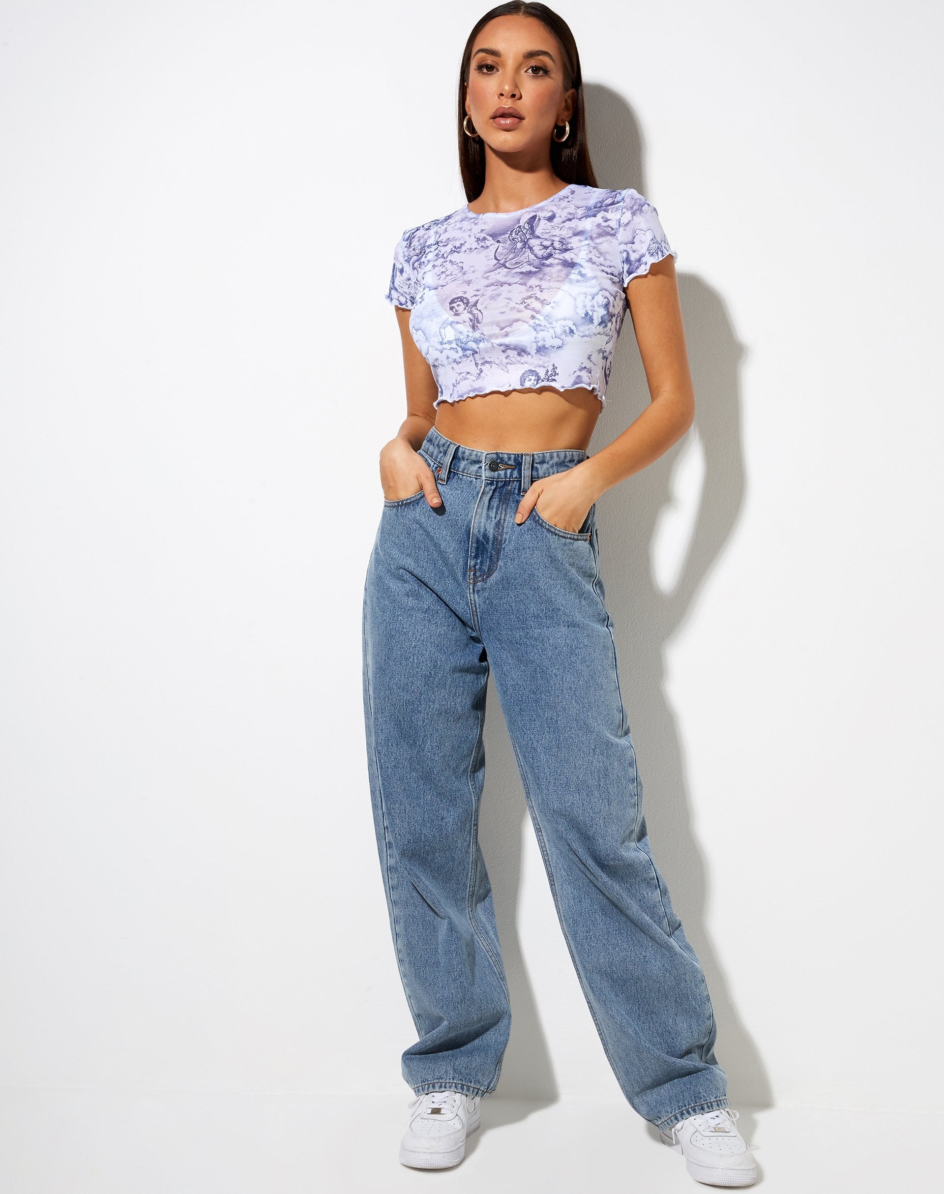 Afbeelding van Tince Crop Top in 20s Cherubijn Wit Blauw