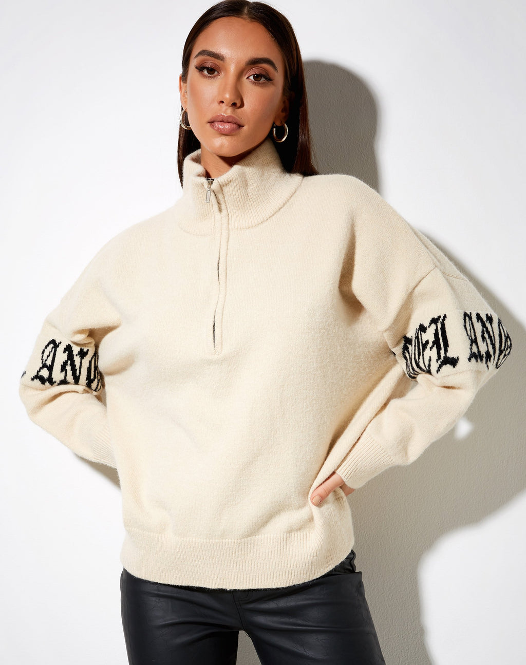 Tusca Sweatshirt in Steen met Engel op Mouw