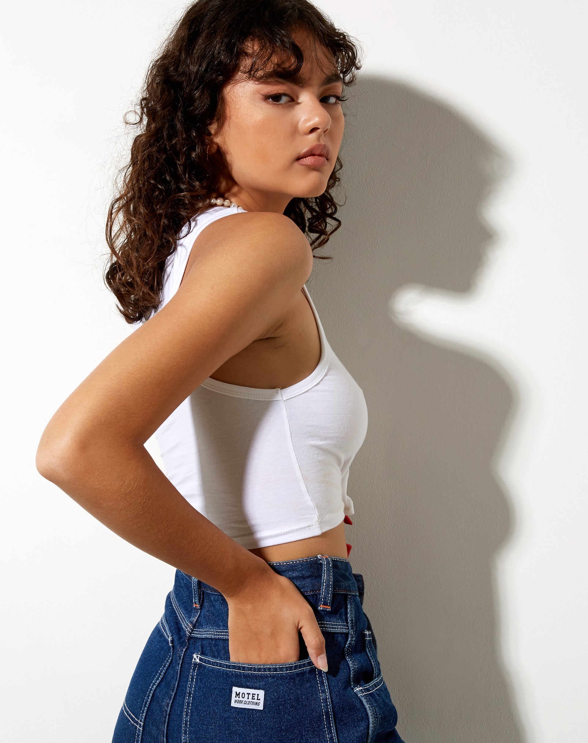 Afbeelding van Vasque Vest Top in White Mushroom Embro