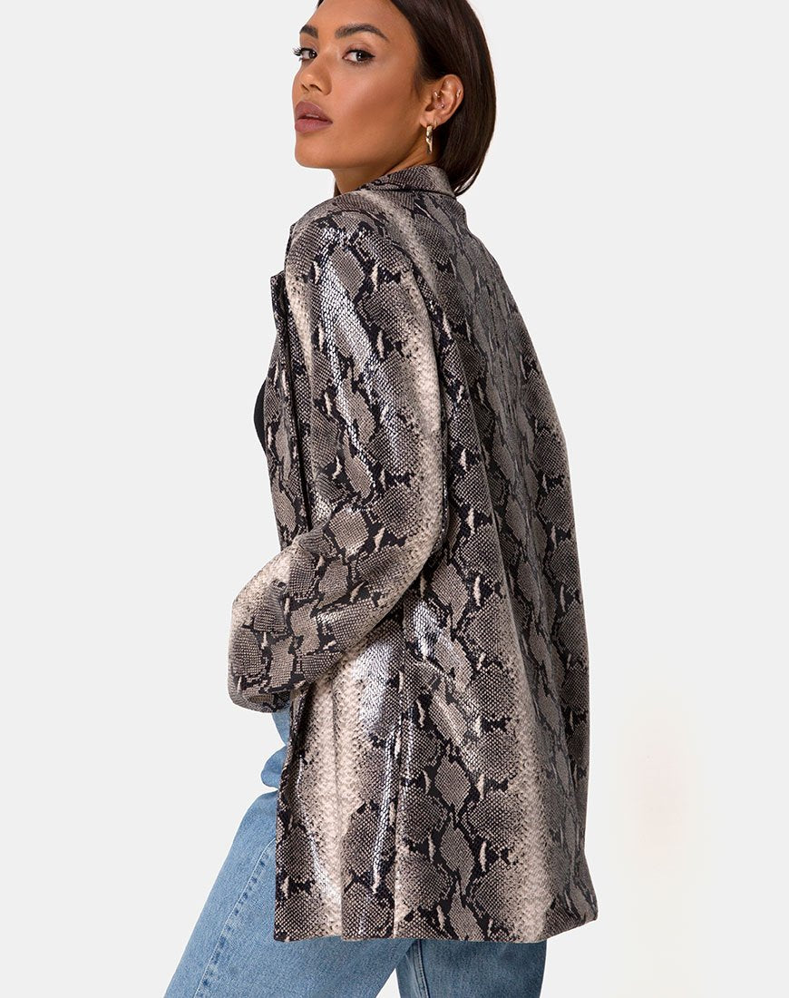 Afbeelding van Verra oversized blazer in PU Beige Snake