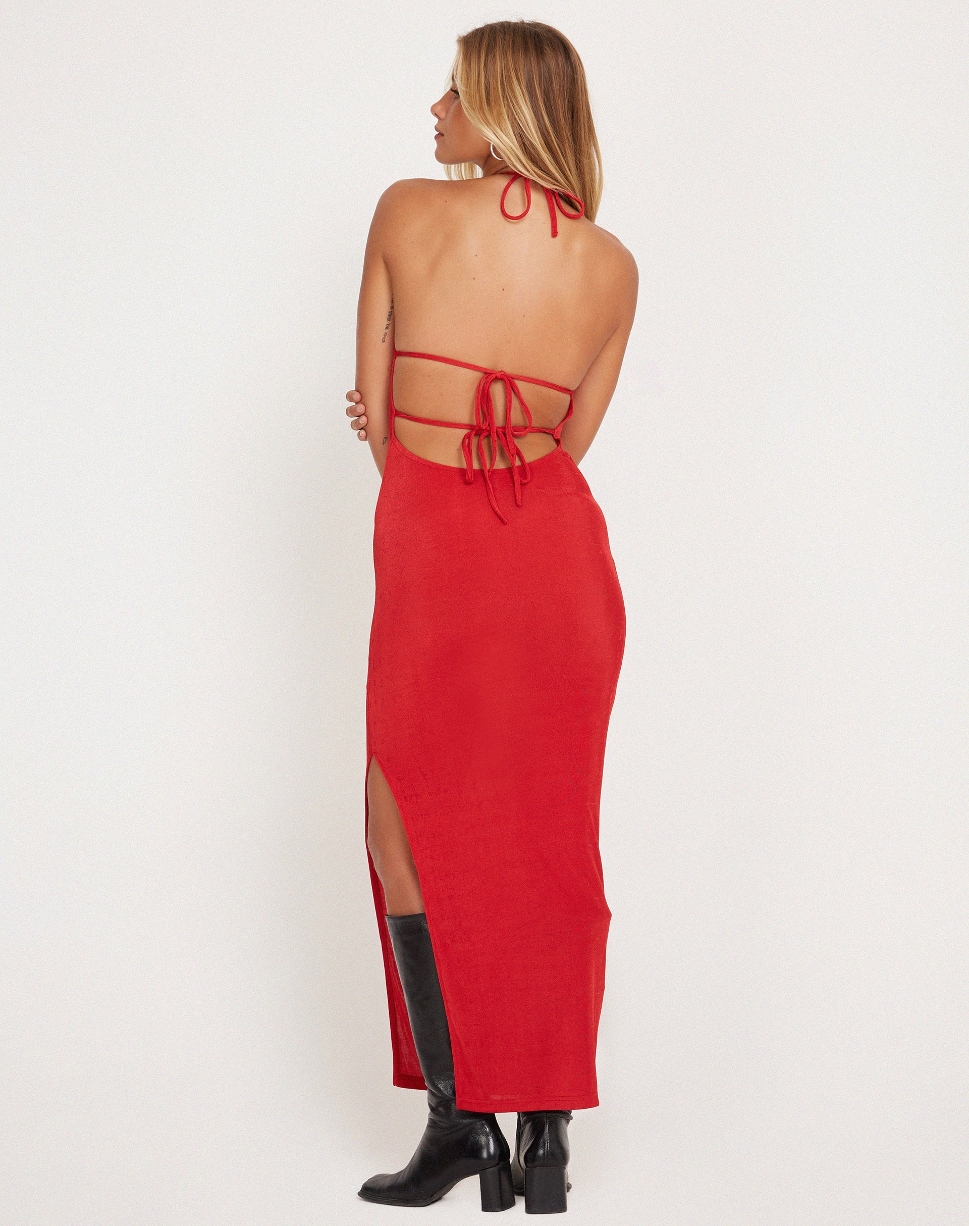 Afbeelding van Virnilia Maxi Dress met halterhals in Rood