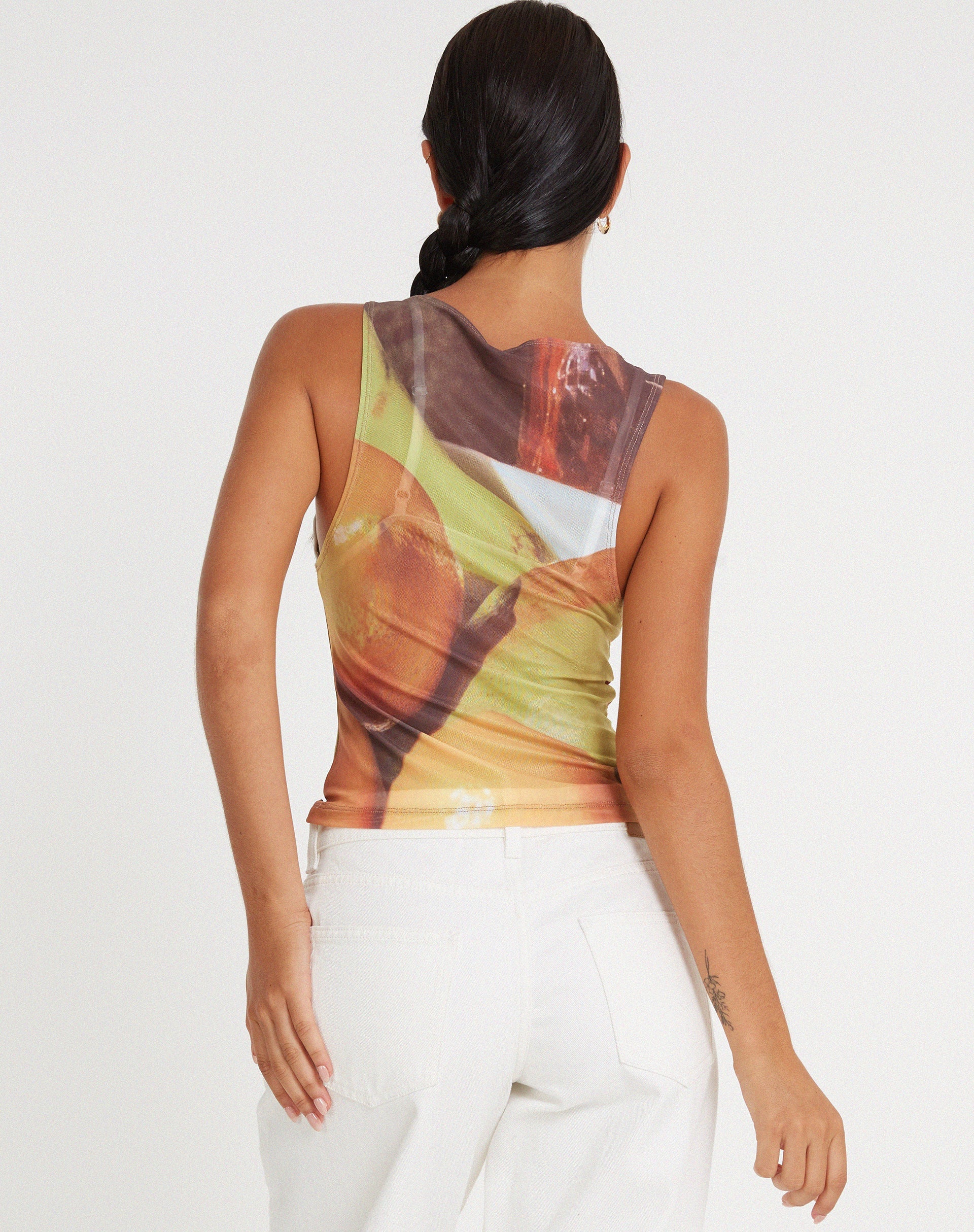 beeld van Vrista Top in fruit fotoprint