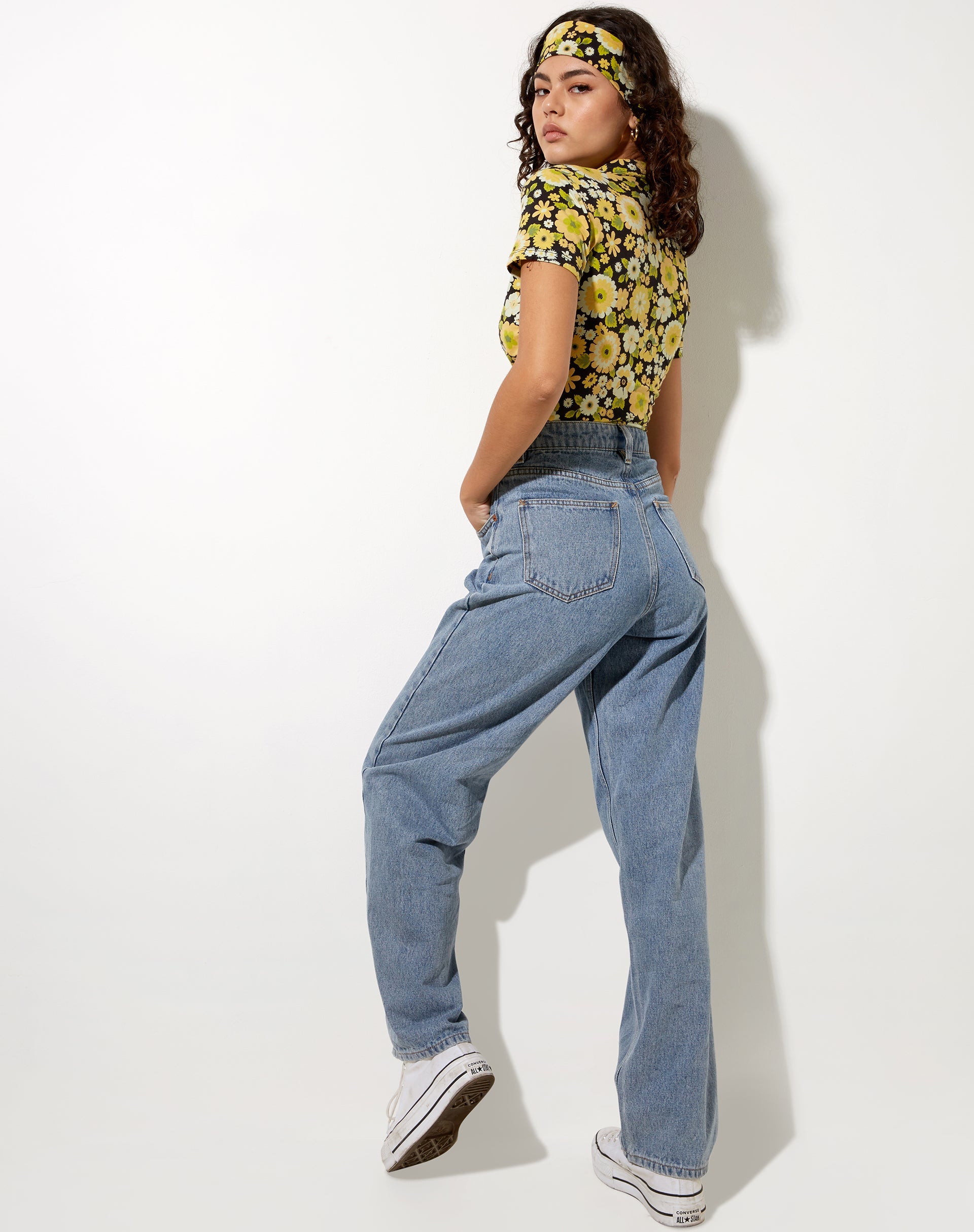 Afbeelding van Wuma Cropped Shirt in Retro Bloemen