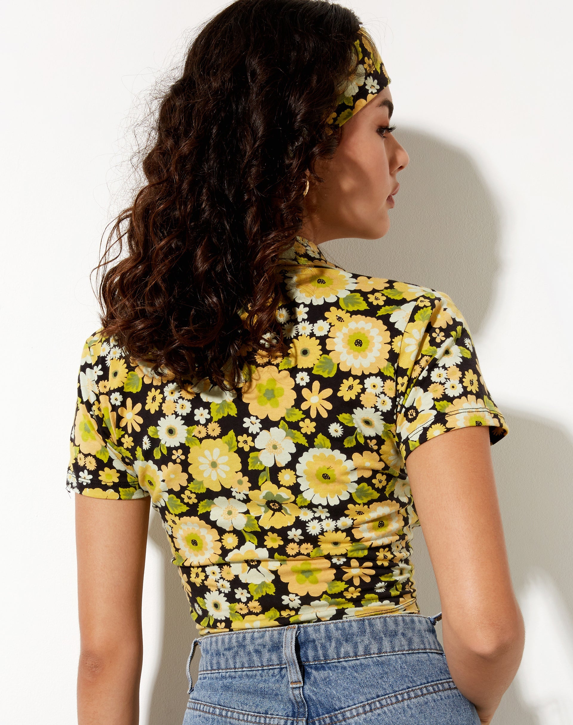 Afbeelding van Wuma Cropped Shirt in Retro Bloemen