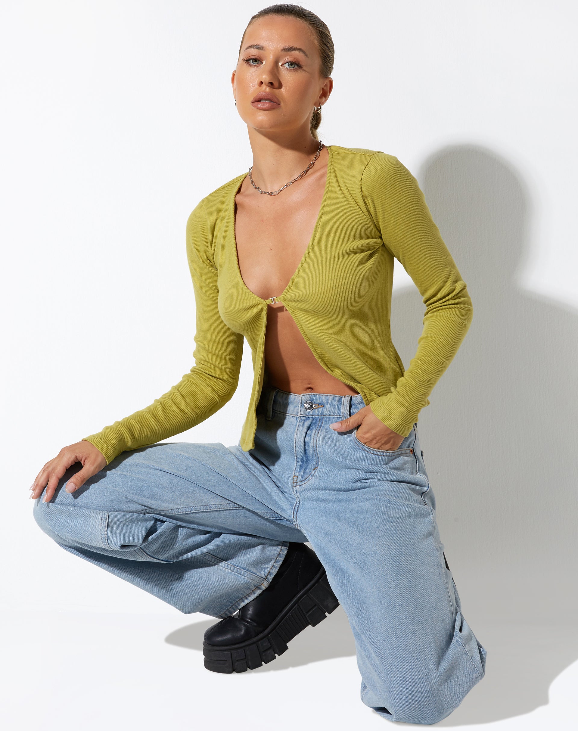Afbeelding van Xiur Cardi in Rib Cress Green