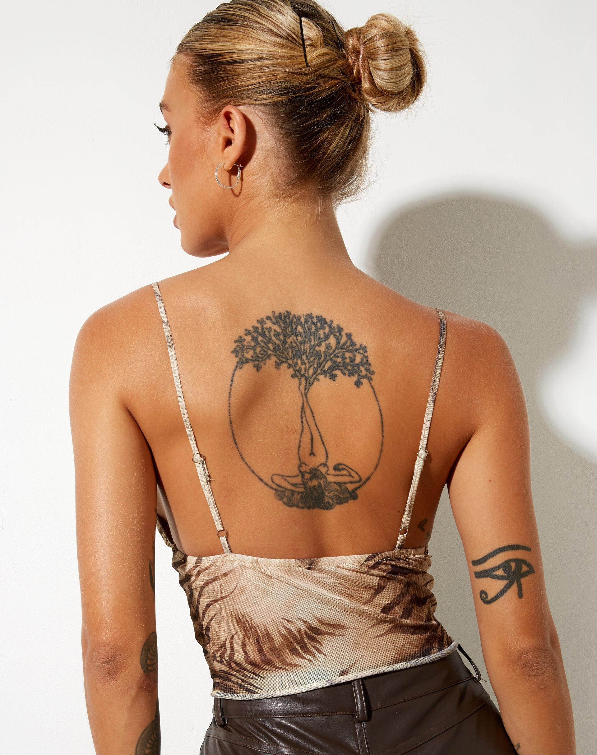 Afbeelding van Yena Crop Top in Tijgerbruin