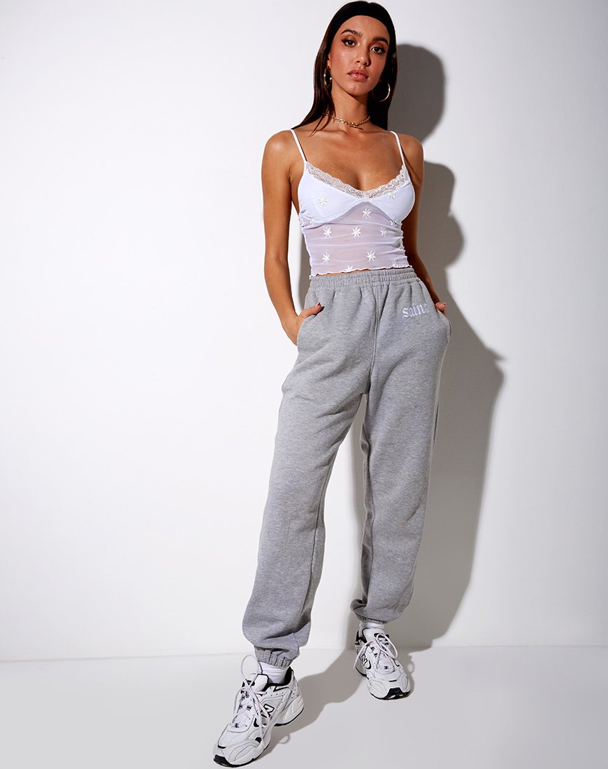 Afbeelding van Yenika Crop Top in Wit Daisy Embro met Wit Kant