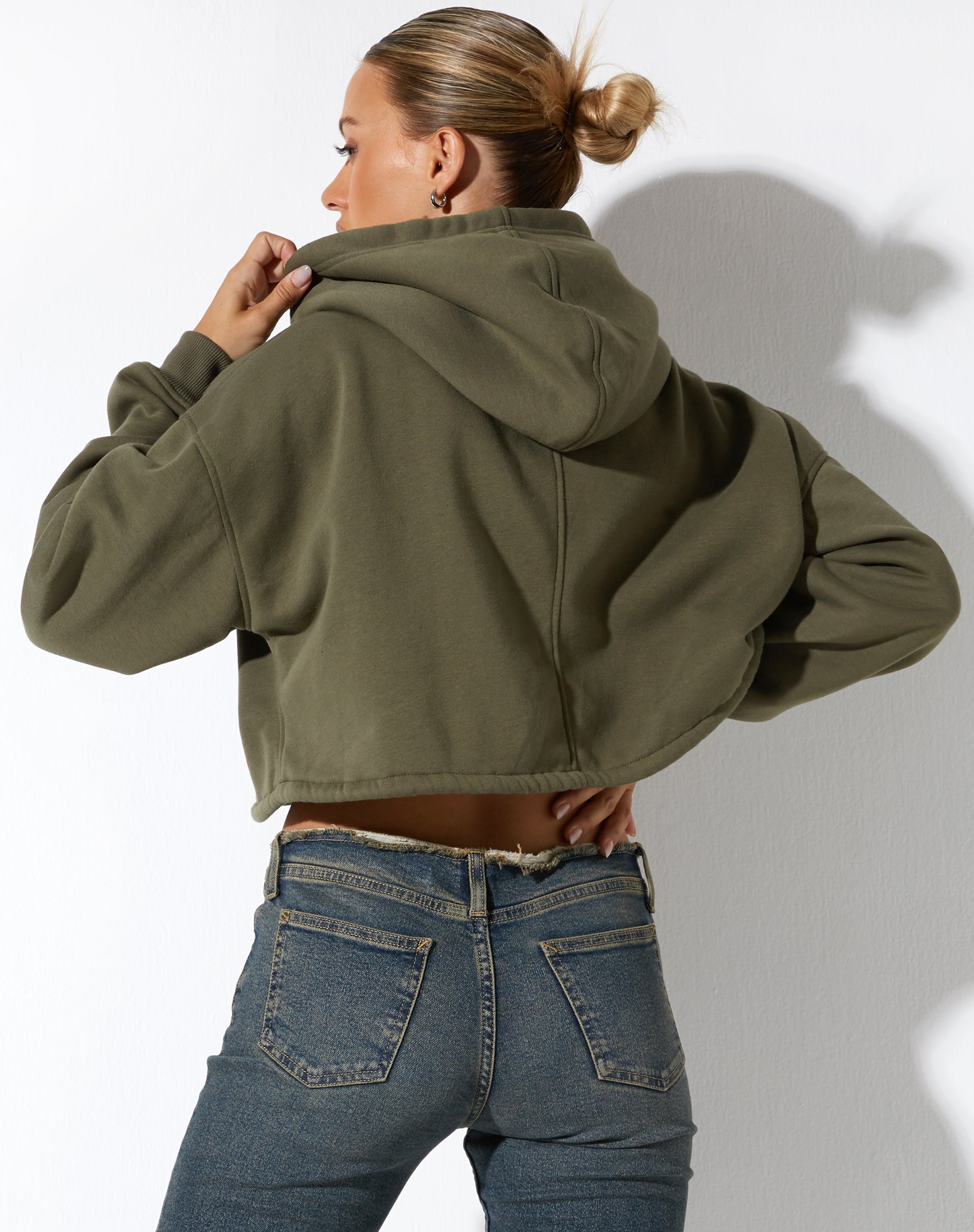 Afbeelding van Yukata Hoodie met druivenblad en vlinder borduursel