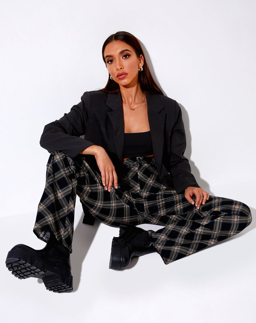 Zoven Flare Broek in 20's Check Zwart en Grijs