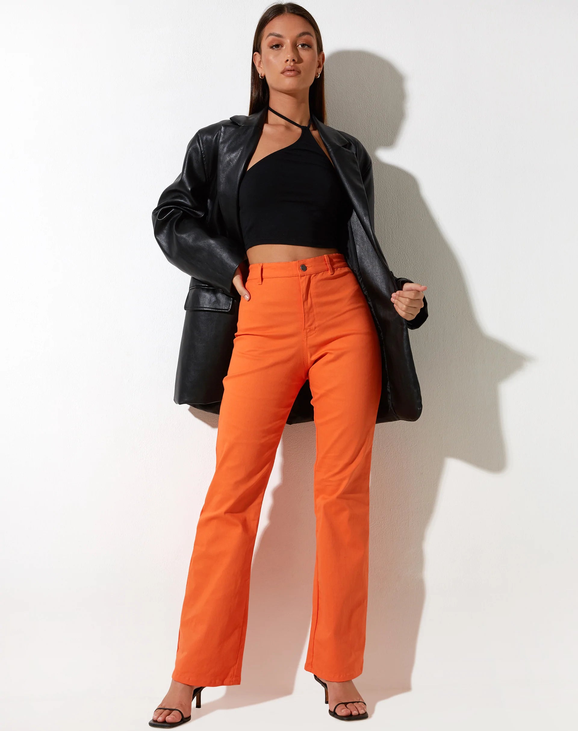 Afbeelding van Zoven flare broek in keperstof Coral Rose