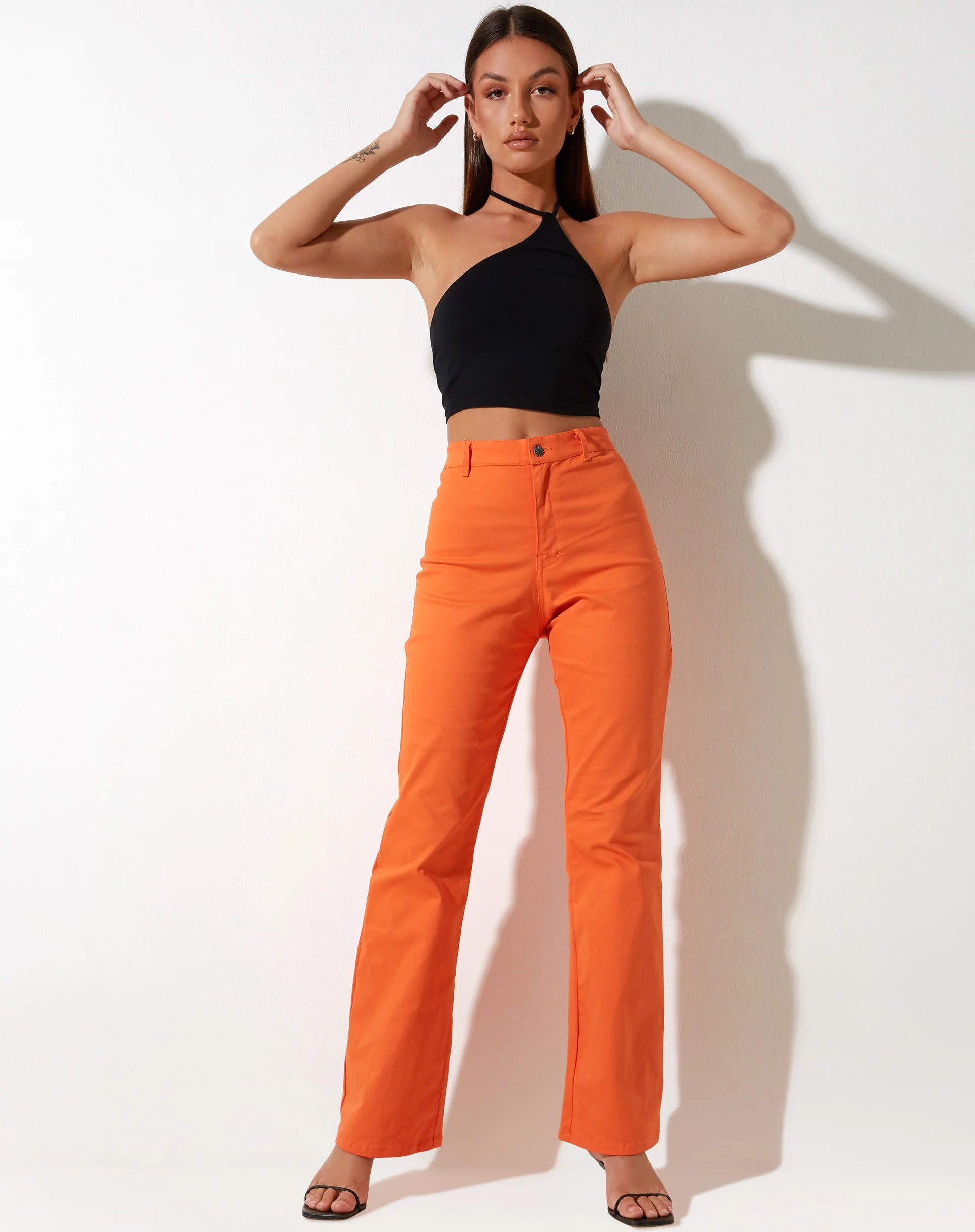 Afbeelding van Zoven flare broek in keperstof Coral Rose