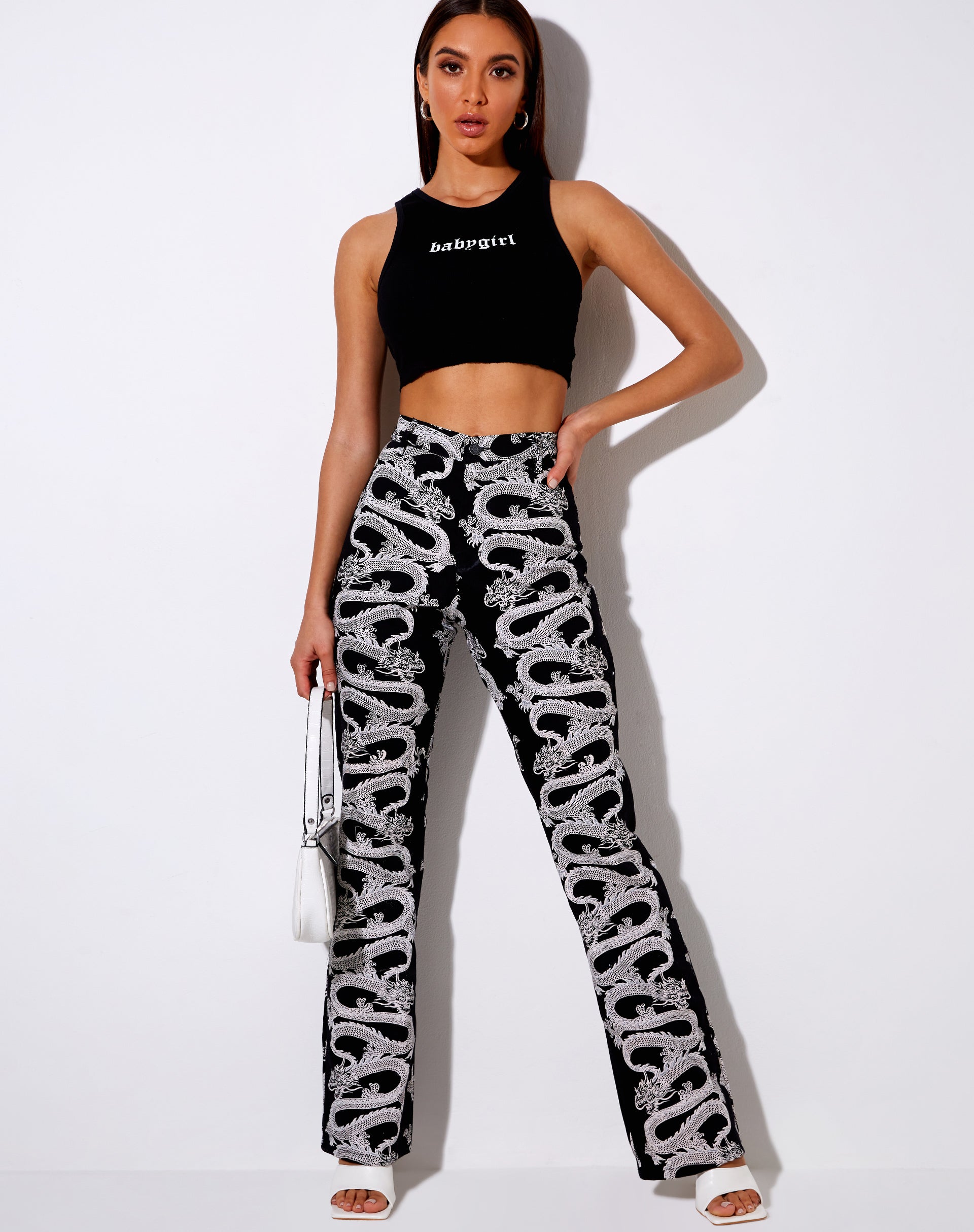 Afbeelding van Zoven Flare Broek in Dragon Rope Zwart Plaatsing