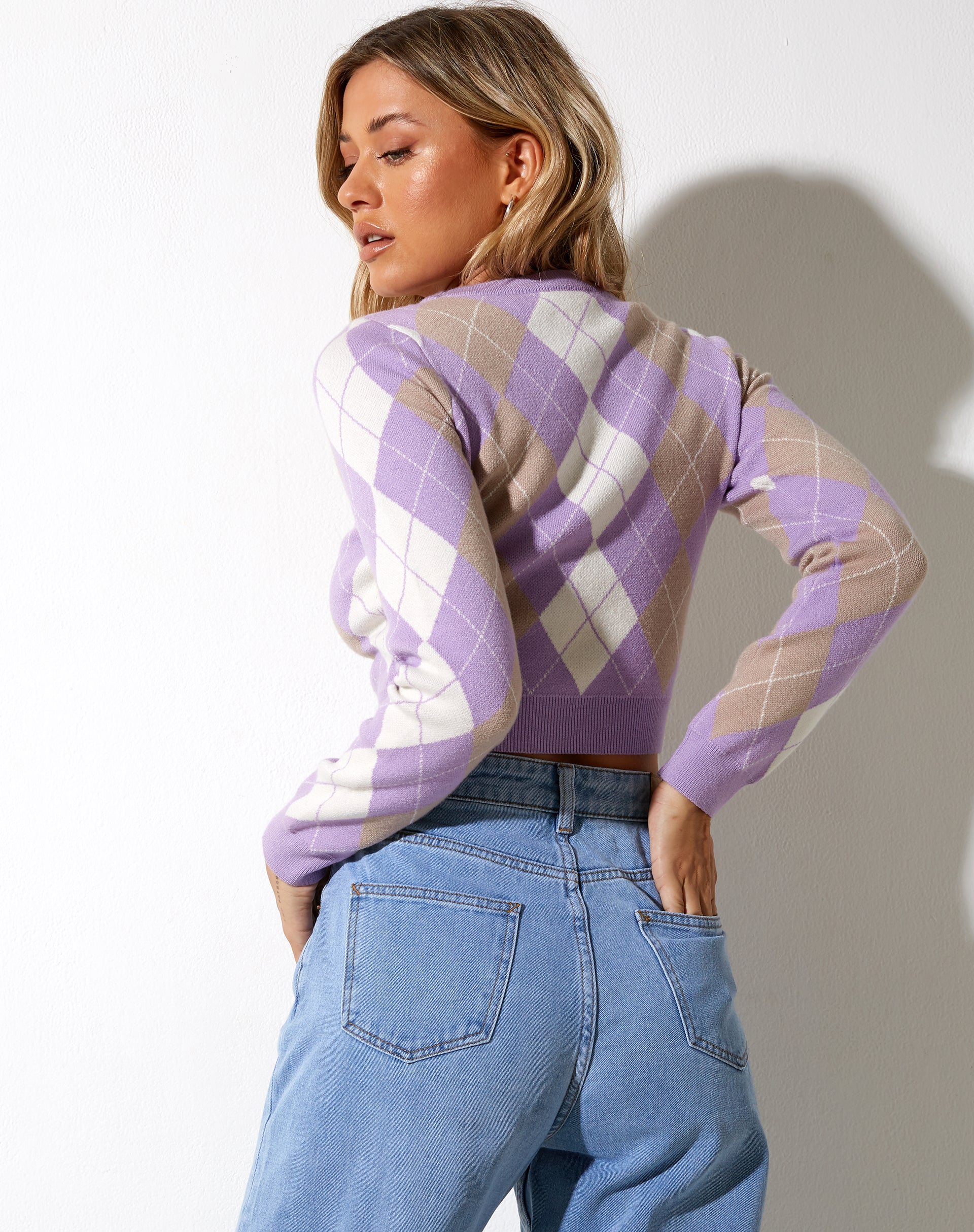 Afbeelding van Zuki trui in Argyle lila crème en bruin