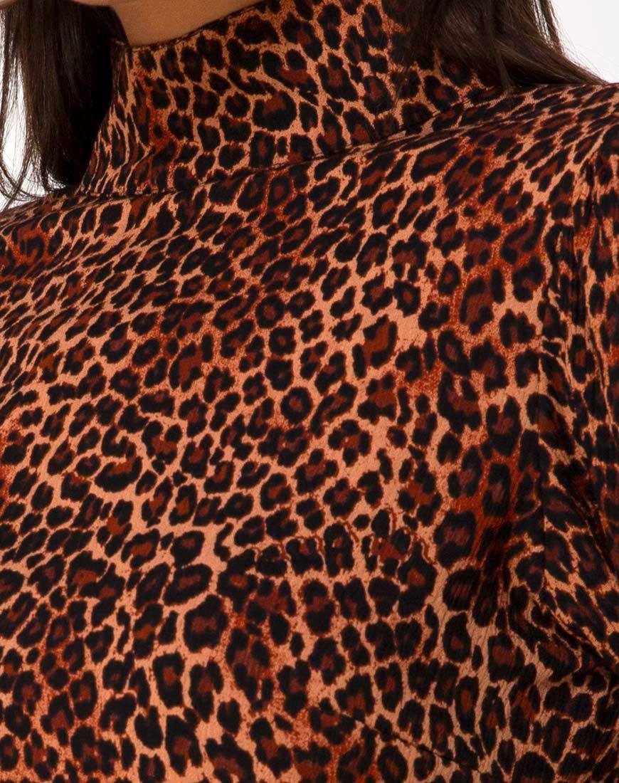 Afbeelding van Jasty Crop Top in Crinkle Ditsy Leopard Orange